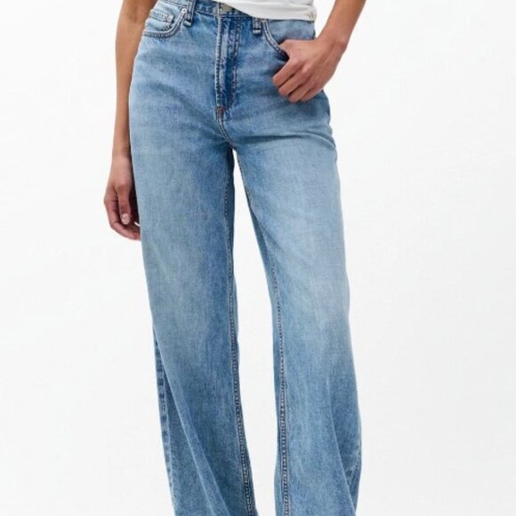 Featherweight Logan Wide-Leg Jean